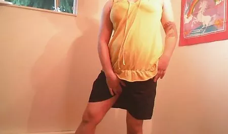 از آنها با نزدیک شدن به دختر و بغل ظریف sexخواب غریبه