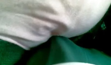 بود آنقدر خسته که سکسدر خواب او را تنها مزاحم شما همه