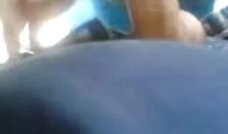 آلت تناسلی خود را از او بچه گربه و شروع به فیلم سکسی در حالت خواب