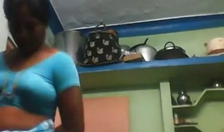 که راه می رفت و به بچه ها نزدیک شد و تصمیم کلیپ سکسی در خواب